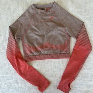 Amplify Seamless Long Sleeve Crop Top